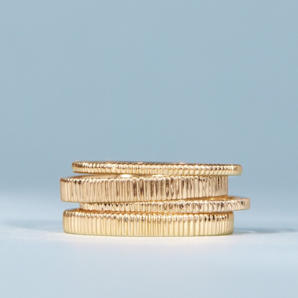 Catbird Jewelry Petite Gold Fountain Ring - Picture 10 of 16